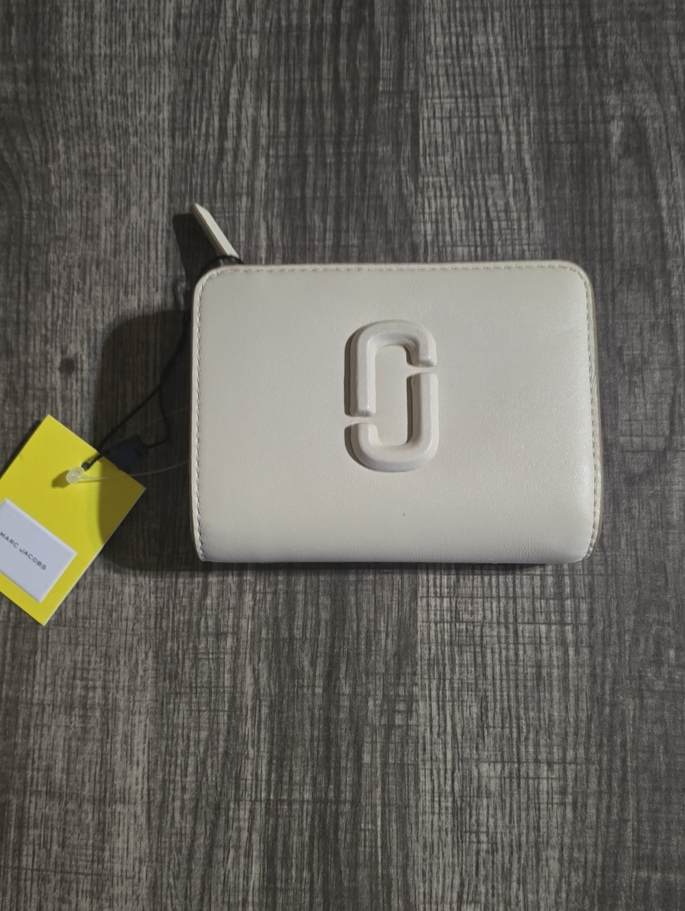 Marc Jacobs Off-White Leather Zip Around Wallet with Double J Logo
